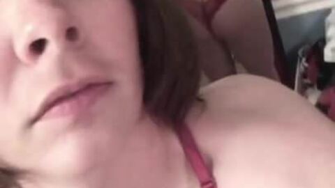 HD видео, большая задница (транссексуал), любитель (транссексуал), нижнее белье (транссексуал), соло (транссексуал)